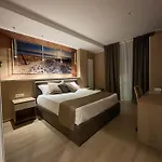 Martini 2 3* Bari