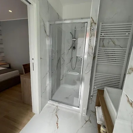 Martini 2 Pensionat Bari